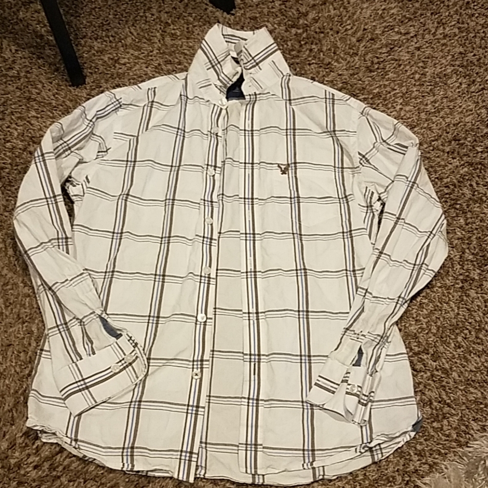 Mens American Eagle long sleeve button down shirt